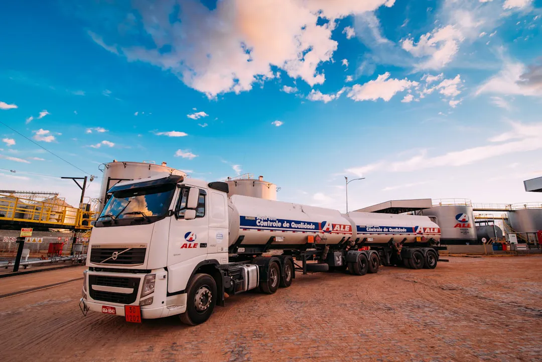 FM Logistic ввела правило «1/3 бака» и мультисорсинг топлива из-за перебоев на АЗС