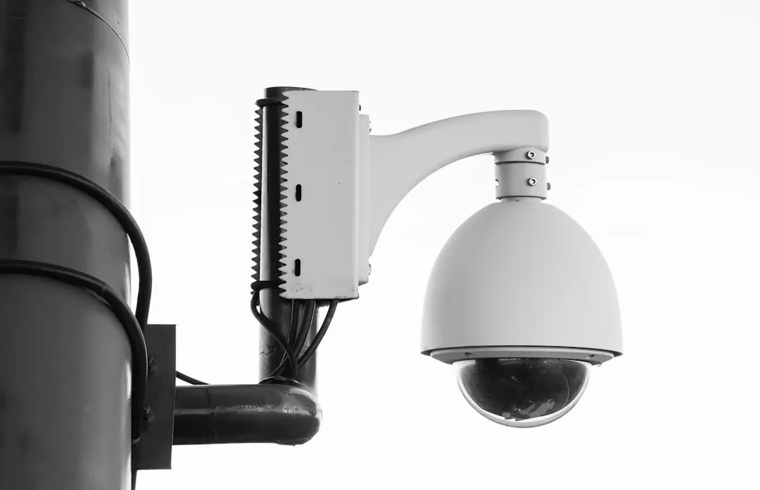 Flock Safety сократила срок хранения данных с ANPR-камер до семи дней и вводит обязательный аудит операторов