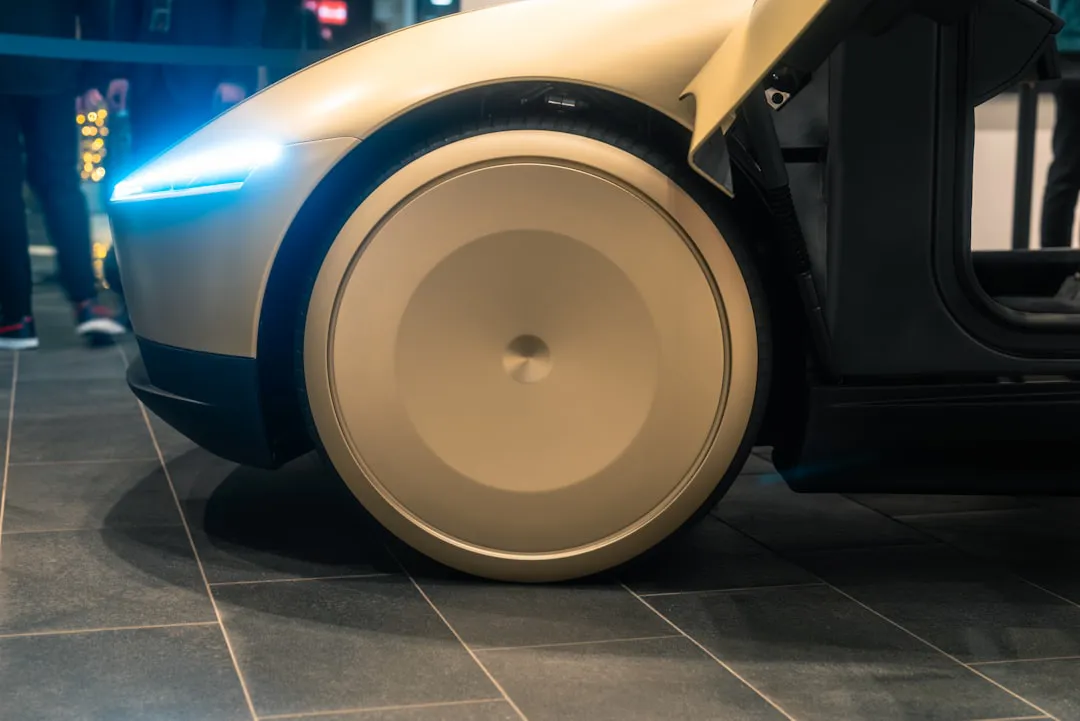 Основатель Uber готовит робототакси-стартап Atoms к экспансии после раунда на $1,7 млрд