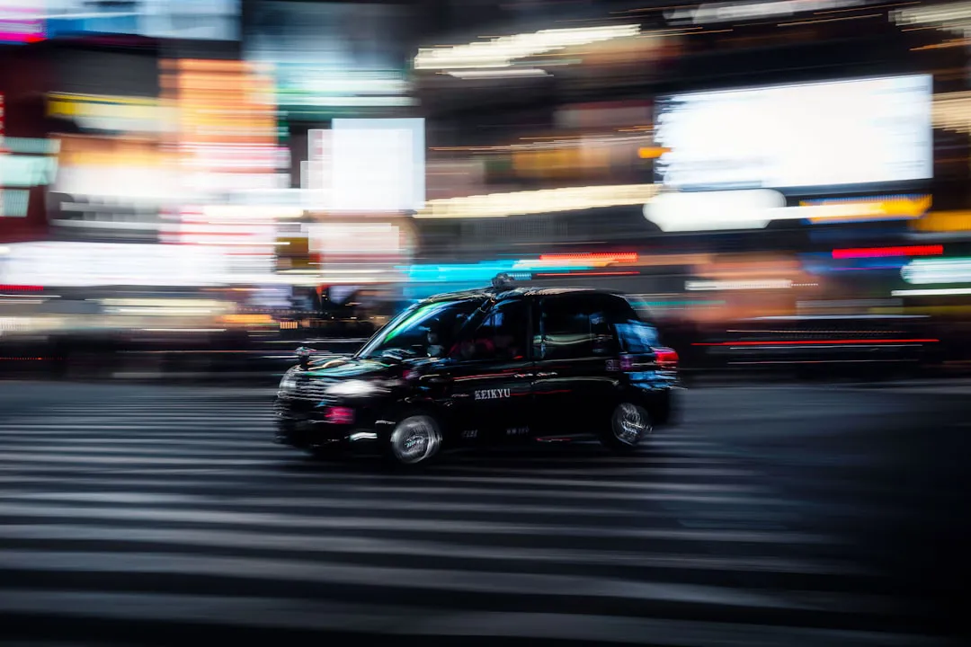 NHTSA начала расследование после выхода Tesla Cybercab на улицы Остина