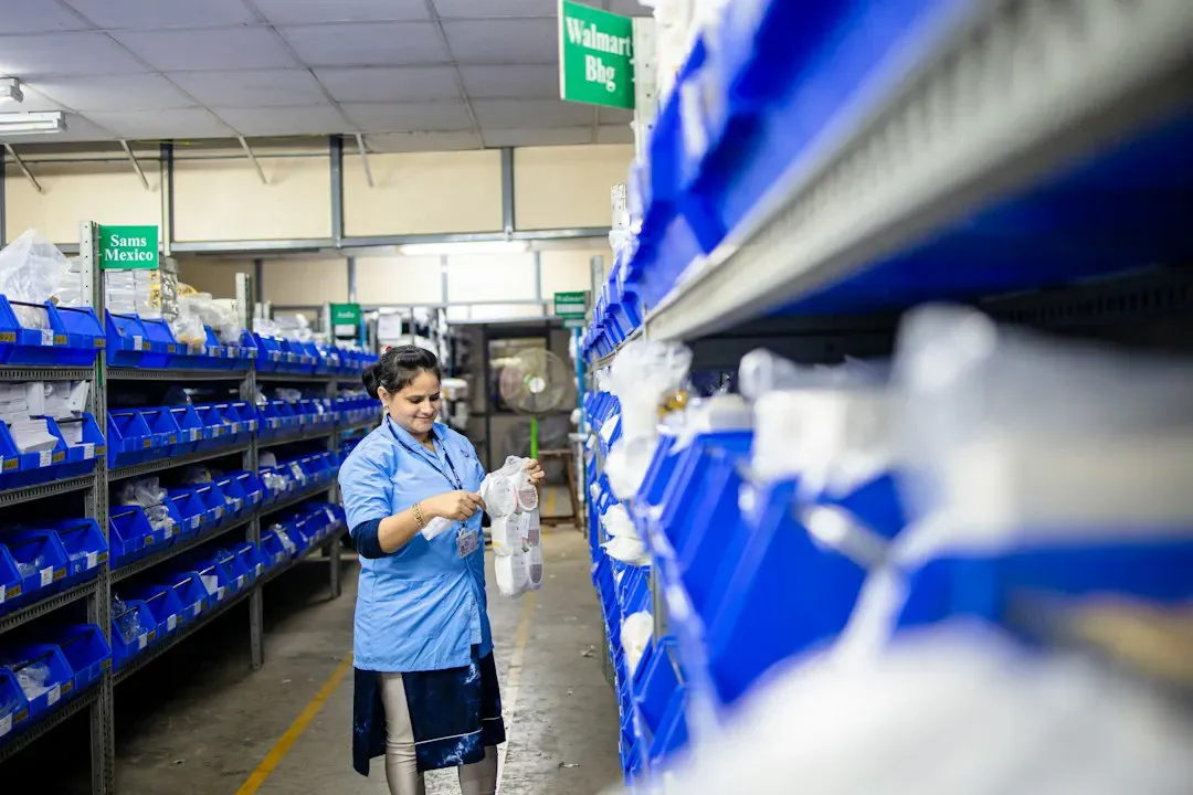 Голосовое управление на складе: от дорогих проектов к стандартной функции WMS